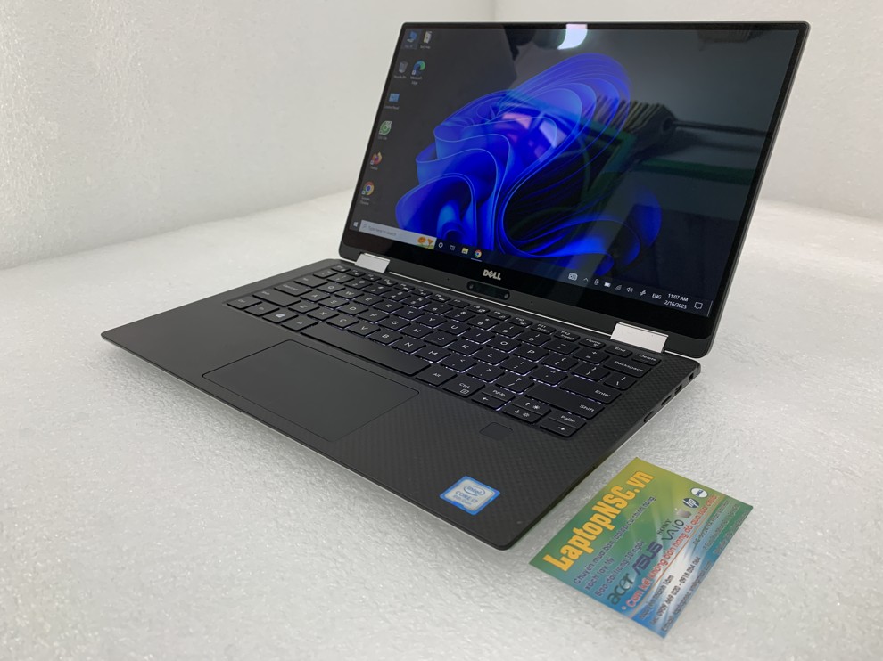 SSD DELL XPS 13 9365 (2-en-1) FHD TOUCH 1,3 GHz i7-7Y75 16 Go 256 Go